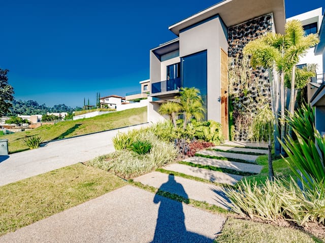 Casa com 490m² 4 quartos e 7 banheiros, à venda, no bairro Alphaville em Santana de Parnaíba
