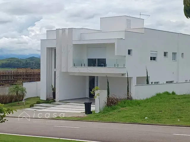 Casa com 480m² 4 quartos e 4 banheiros, à venda, no bairro Condomínio Residencial Alphaville II em São José dos Campos
