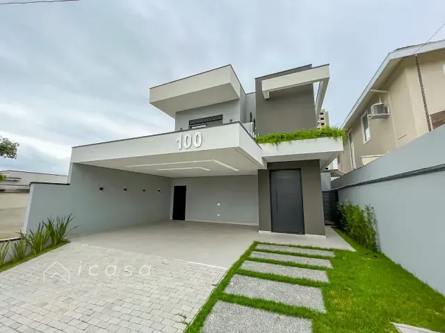 Casa com 260m² 4 quartos e 5 banheiros, à venda, no bairro Urbanova em São José dos Campos