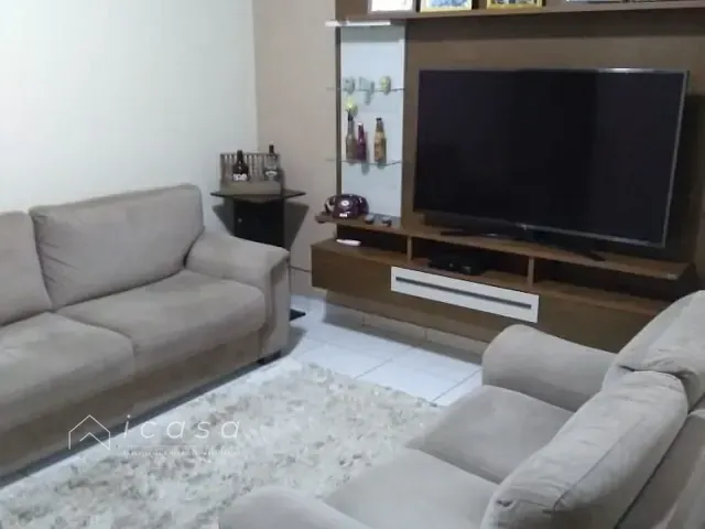 Casa com 180m² 3 quartos e 2 banheiros, à venda, no bairro Jardim Oriente em São José dos Campos