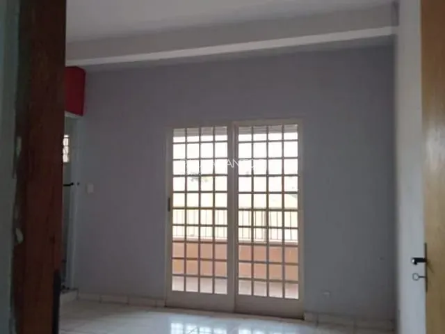 Casa com 126m² 4 quartos e 2 banheiros, à venda, no bairro Vila Barcelona em Sorocaba