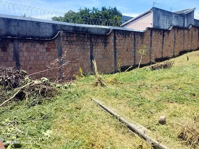 Terreno com 364m², à venda, no bairro Belvedere Club dos 500 em Guaratinguetá
