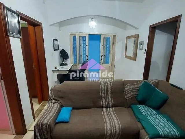 Casa com 140m² 3 quartos e 1 banheiro, à venda, no bairro Campo dos Alemães em São José dos Campos