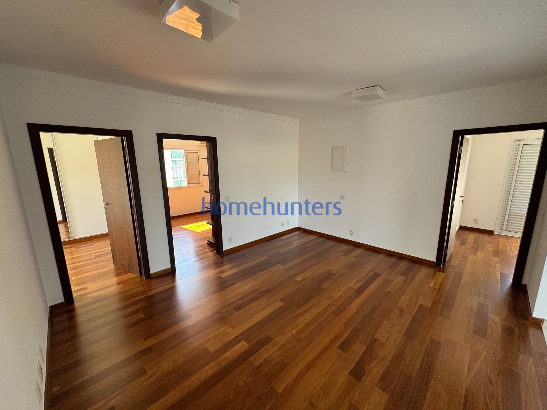 Casa, 4 quartos, 330 m² - Foto 31