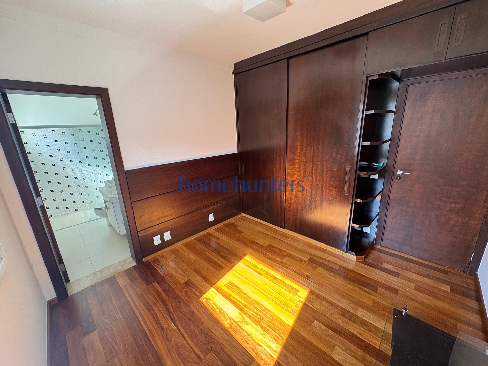Casa, 4 quartos, 330 m² - Foto 44