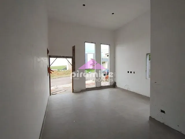 Casa com 300m² 3 quartos e 2 banheiros, à venda, no bairro Condomínio Terras do Vale em Caçapava