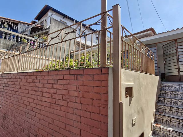Casa com 250m² 4 quartos e 2 banheiros, à venda, no bairro Jardim Peri em São Paulo