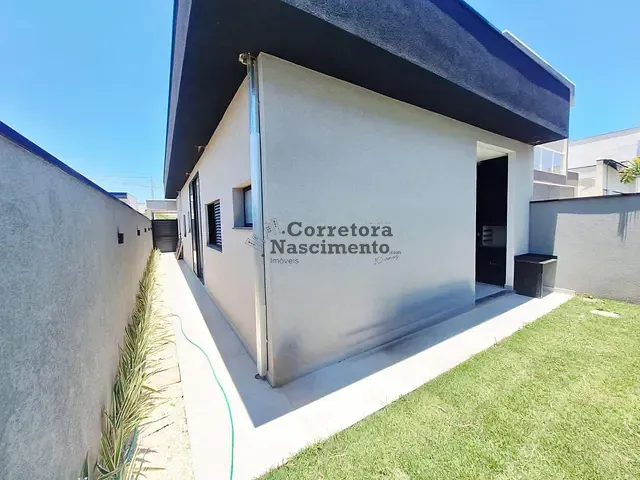 Casa com 200m² 3 quartos e 2 banheiros, à venda, no bairro Jardim Jacinto em Jacareí