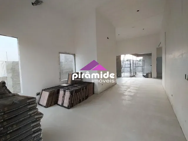 Casa com 300m² 3 quartos e 2 banheiros, à venda, no bairro Condomínio Terras do Vale em Caçapava