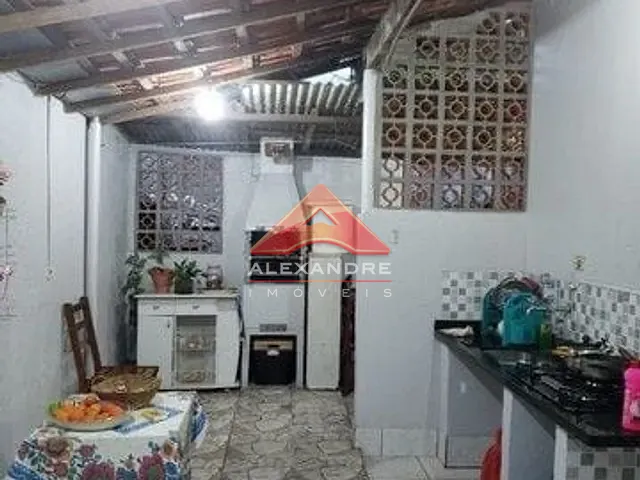 Casa com 175m² 3 quartos e 1 banheiro, à venda, no bairro Eugênio de Melo em São José dos Campos