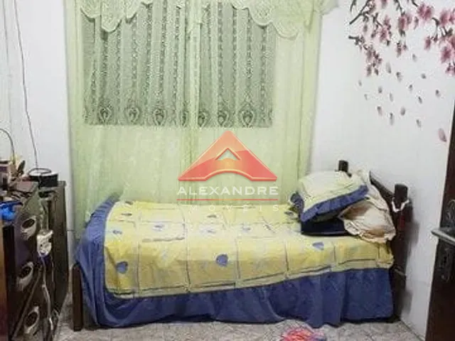 Casa com 175m² 3 quartos e 1 banheiro, à venda, no bairro Eugênio de Melo em São José dos Campos