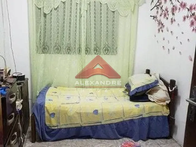 Casa com 175m² 3 quartos e 1 banheiro, à venda, no bairro Eugênio de Melo em São José dos Campos