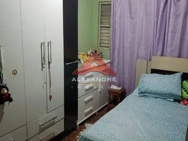 Casa com 175m² 3 quartos e 1 banheiro, à venda, no bairro Eugênio de Melo em São José dos Campos