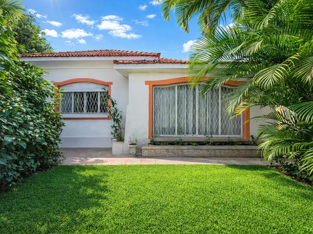 Foto do Casa - Casa para venda em Campo Belo com 4 quartos, sendo 2 suítes , 350m² | Lares e Andares Imóveis