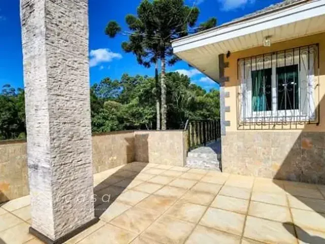 Casa com 1056m² 4 quartos e 5 banheiros, à venda, no bairro Alto da Boa Vista em Campos do Jordão
