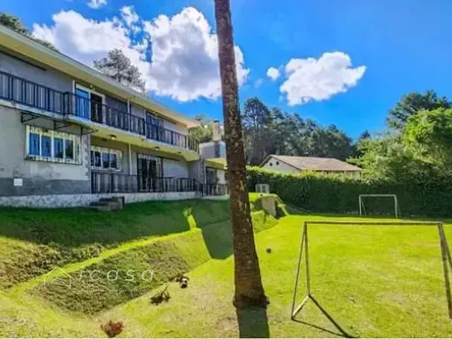 Casa com 1056m² 4 quartos e 5 banheiros, à venda, no bairro Alto da Boa Vista em Campos do Jordão