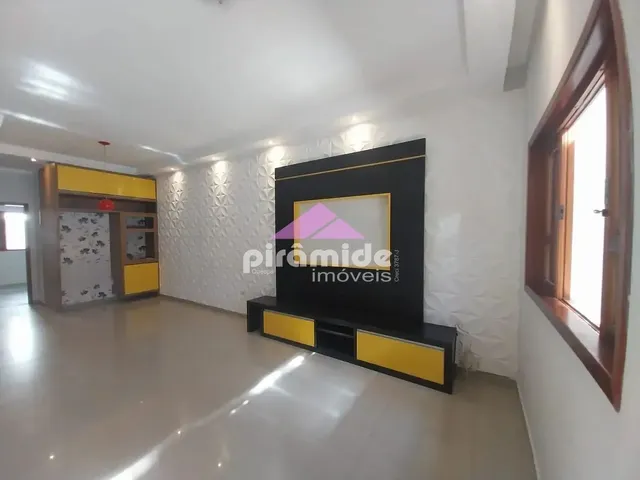 Casa com 10m² 3 quartos e 2 banheiros, para alugar, no bairro Residencial Santa Paula em Jacareí
