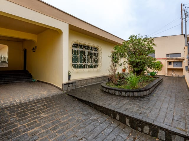Casa com 176m² 3 quartos e 2 banheiros, à venda, no bairro Jardim Cláudia em São Paulo