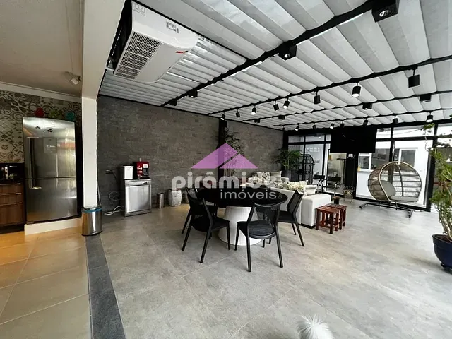 Casa com 512m² 3 quartos e 5 banheiros, à venda, no bairro Jardim Aquarius em São José dos Campos