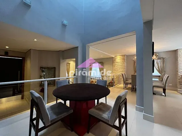 Casa com 512m² 3 quartos e 5 banheiros, à venda, no bairro Jardim Aquarius em São José dos Campos