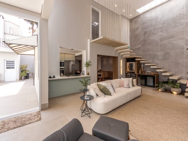 Casa com 319m² 4 quartos e 4 banheiros, à venda, no bairro Planalto Paulista em São Paulo