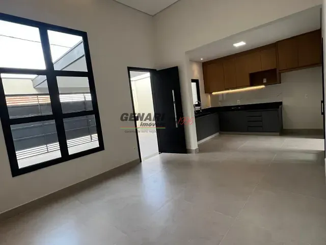 Casa com 150m² 3 quartos e 2 banheiros, à venda, no bairro Jardim Bom Sucesso em Indaiatuba