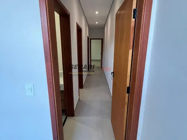 Casa com 150m² 3 quartos e 2 banheiros, à venda, no bairro Jardim Bom Sucesso em Indaiatuba