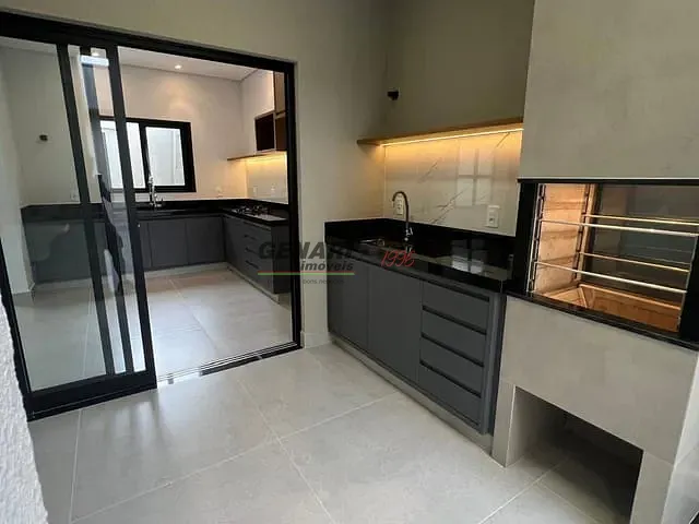 Casa com 150m² 3 quartos e 2 banheiros, à venda, no bairro Jardim Bom Sucesso em Indaiatuba