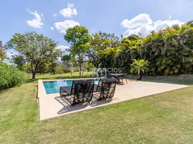 Casa com 1250m² 4 quartos e 5 banheiros, à venda, no bairro Barreirinho em Araçoiaba da Serra