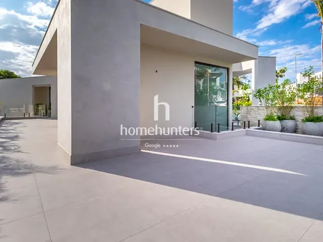 Casa com 1074m² 4 quartos e 5 banheiros, à venda, no bairro Residencial Jatibela em Campinas