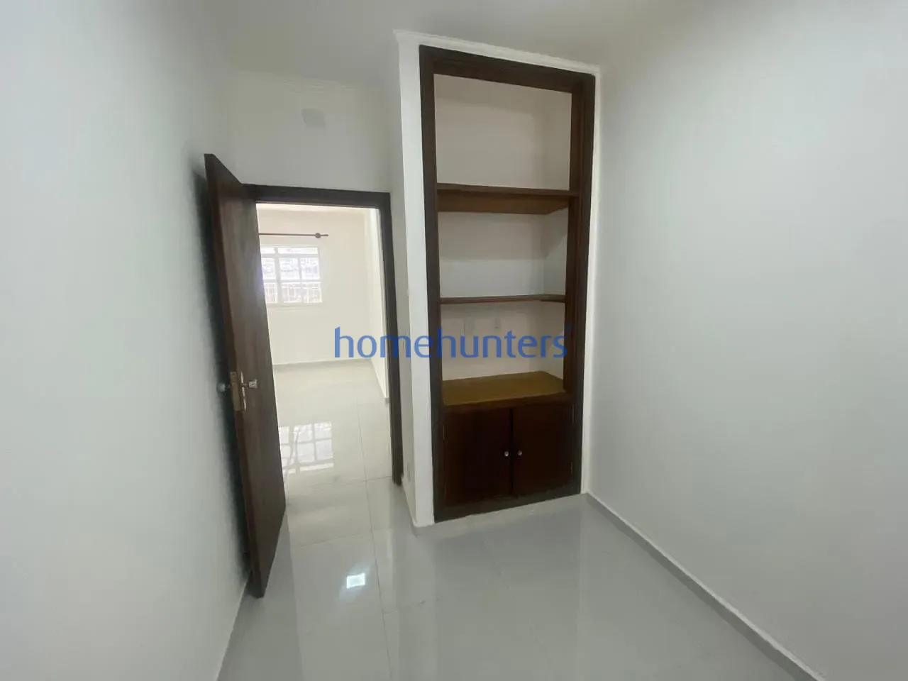 Casa, 1 quarto, 244 m² - Foto 7