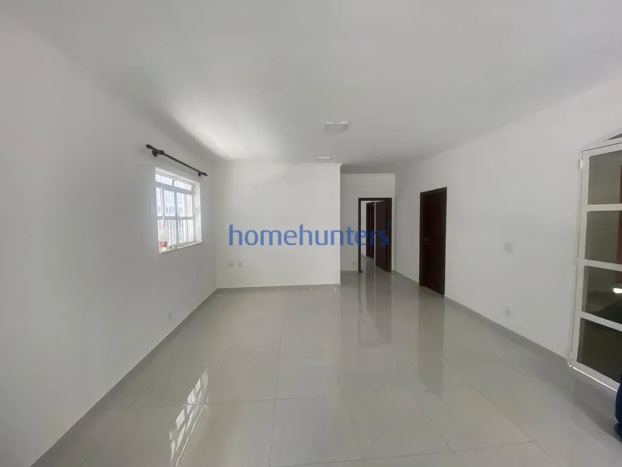 Casa, 1 quarto, 244 m² - Foto 2