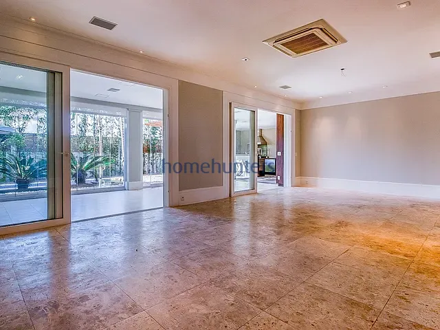 Casa com 902m² 4 quartos e 6 banheiros, à venda, no bairro Sítios de Recreio Gramado em Campinas