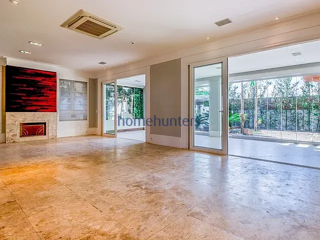 Casa com 902m² 4 quartos e 6 banheiros, à venda, no bairro Sítios de Recreio Gramado em Campinas