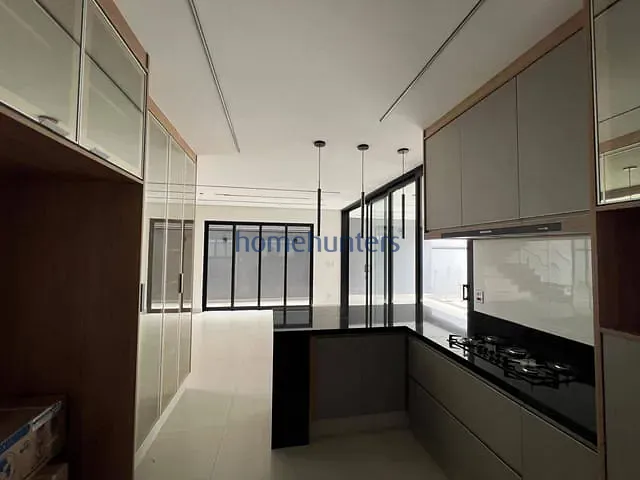 Casa 4 quartos e 6 banheiros, à venda, no bairro Swiss Park em Campinas