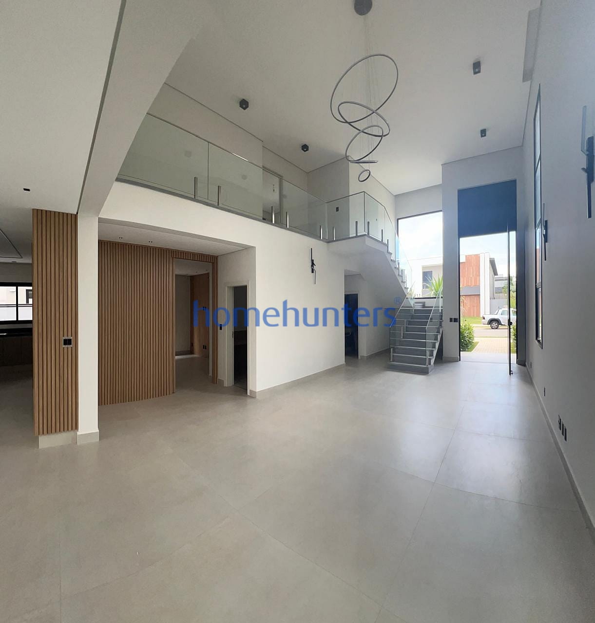 Casa à venda com 4 quartos, 340m² - Foto 4