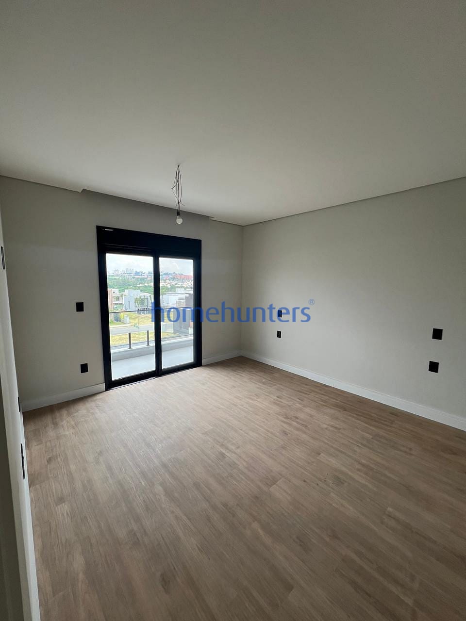 Casa à venda com 4 quartos, 340m² - Foto 9
