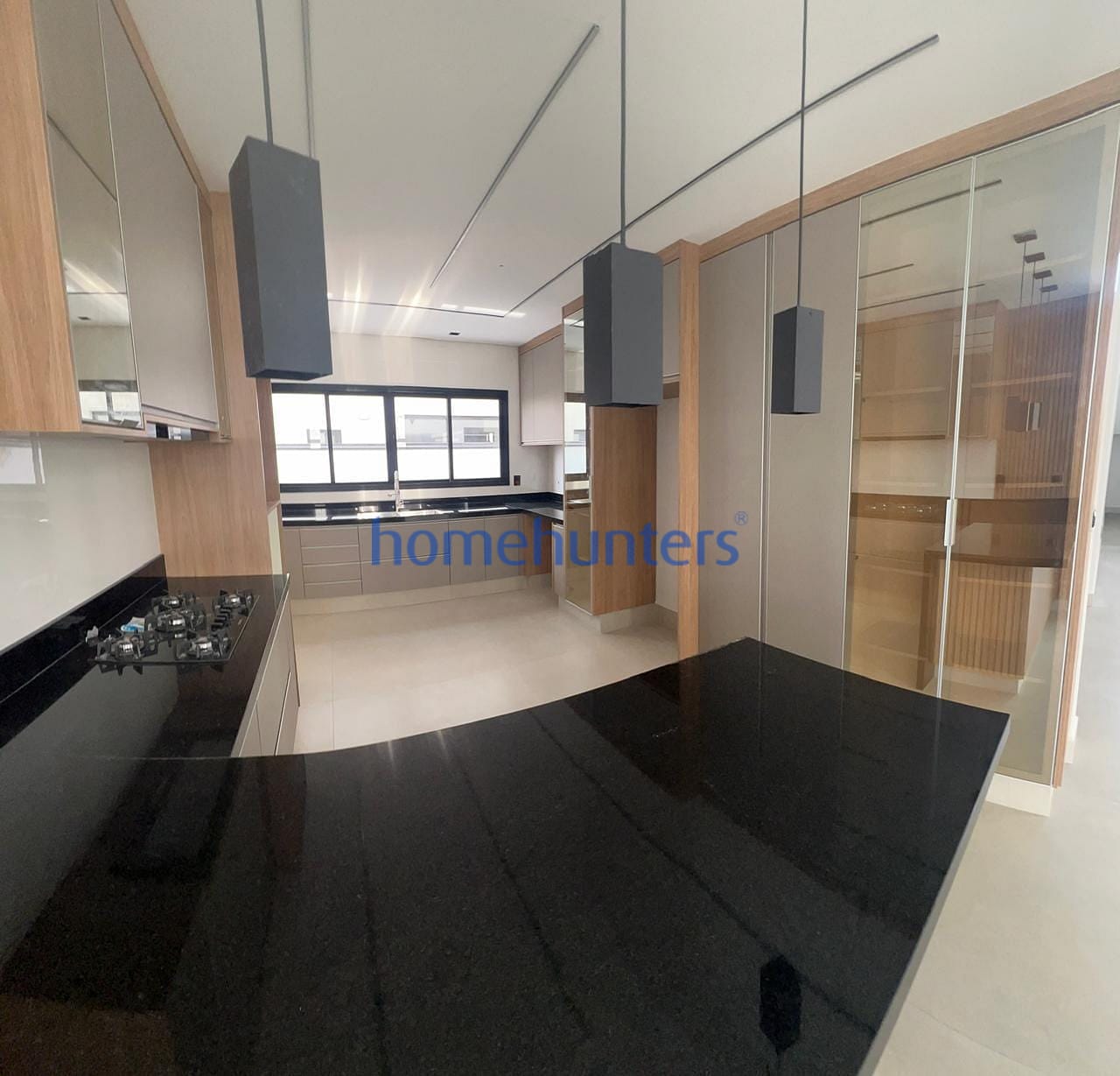 Casa à venda com 4 quartos, 340m² - Foto 16