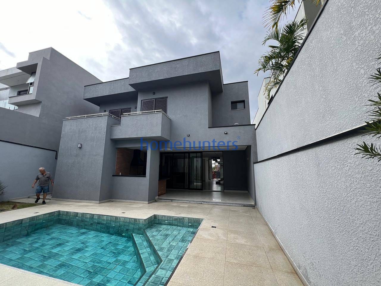 Casa à venda com 4 quartos, 340m² - Foto 37