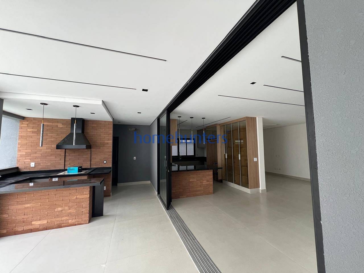 Casa à venda com 4 quartos, 340m² - Foto 40