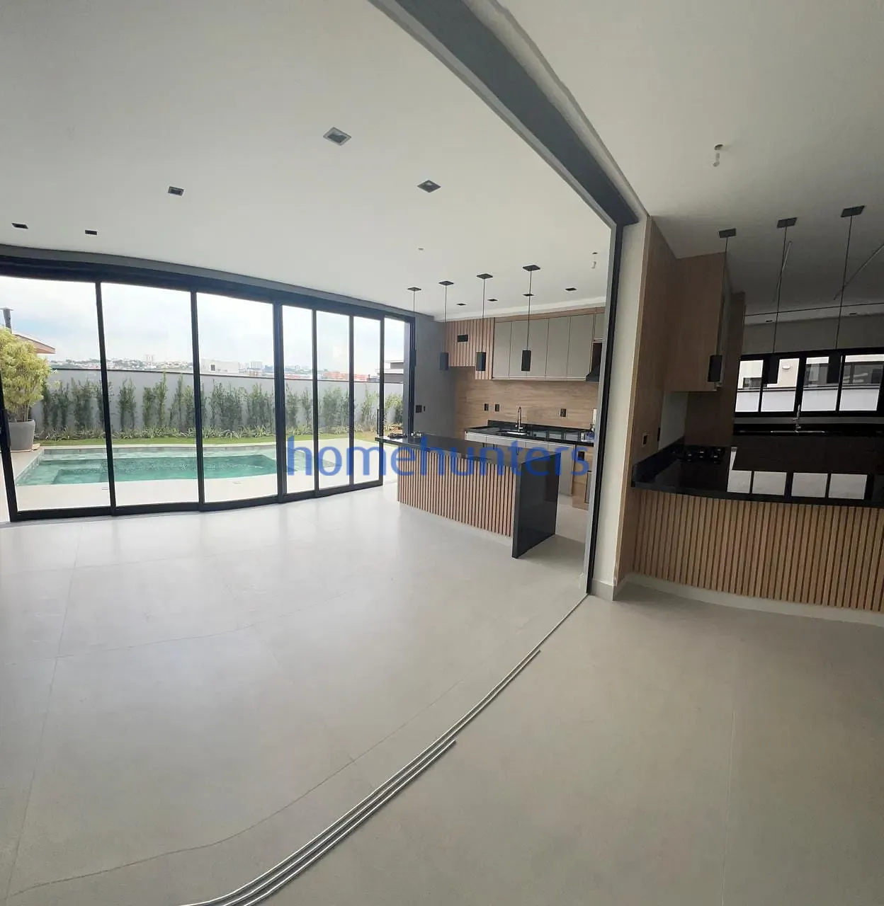 Casa, 4 quartos, 340 m² - Foto 3