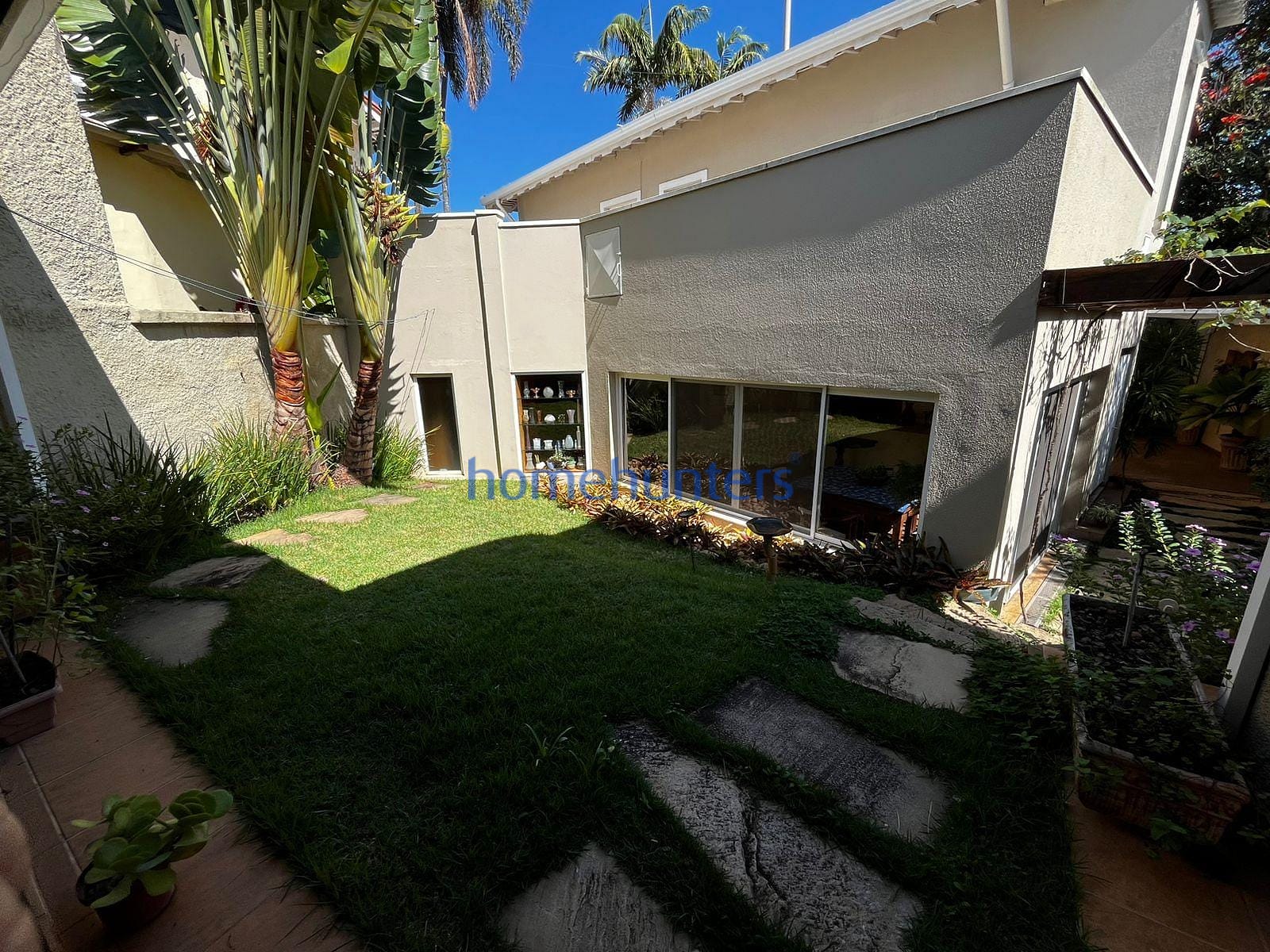 Casa à venda com 4 quartos, 350m² - Foto 50