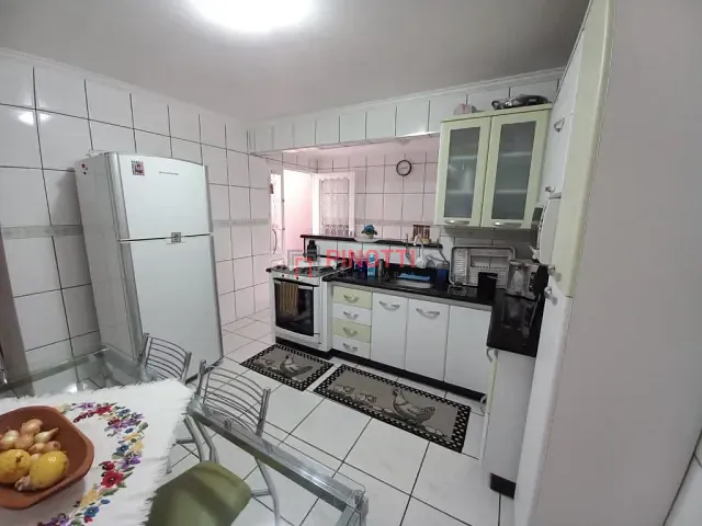 Casa 2 quartos e 1 banheiro, à venda, no bairro Vila Jerusalém em São Bernardo do Campo