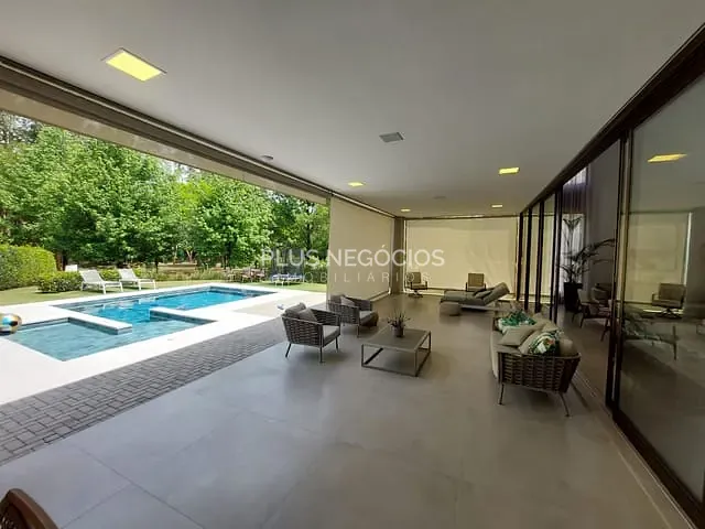 Casa com 1000m² 4 quartos e 5 banheiros, à venda, no bairro Barreirinho em Araçoiaba da Serra