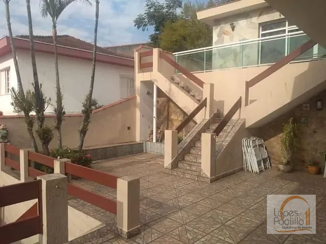 Casa com 420m² 5 quartos e 4 banheiros, à venda, no bairro Região Central em Caieiras