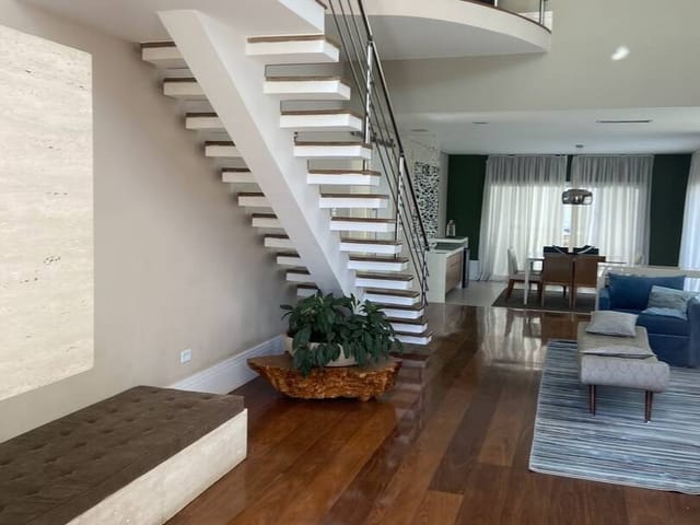Casa com 692m² 4 quartos e 5 banheiros, à venda, no bairro Alphaville em Santana de Parnaíba