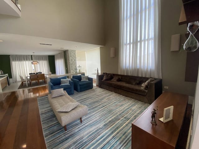 Casa com 692m² 4 quartos e 5 banheiros, à venda, no bairro Alphaville em Santana de Parnaíba
