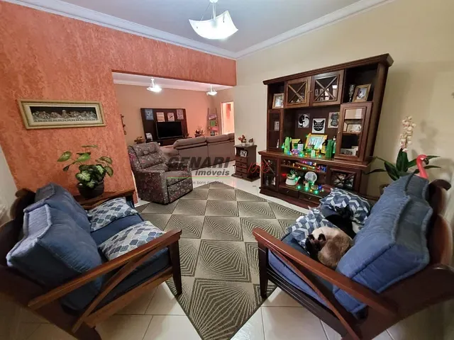Casa com 250m² 4 quartos e 3 banheiros, à venda, no bairro Jardim Regina em Indaiatuba