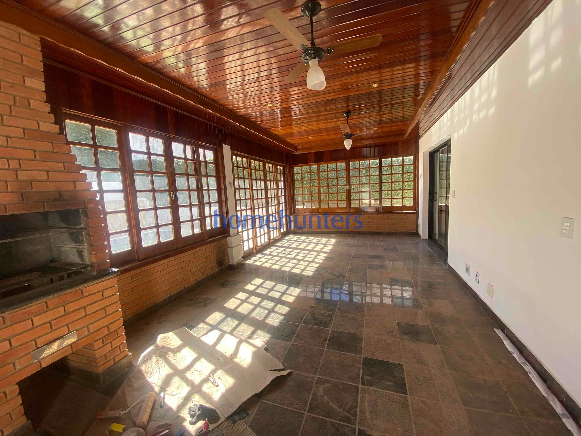 Casa para alugar com 5 quartos, 400m² - Foto 32