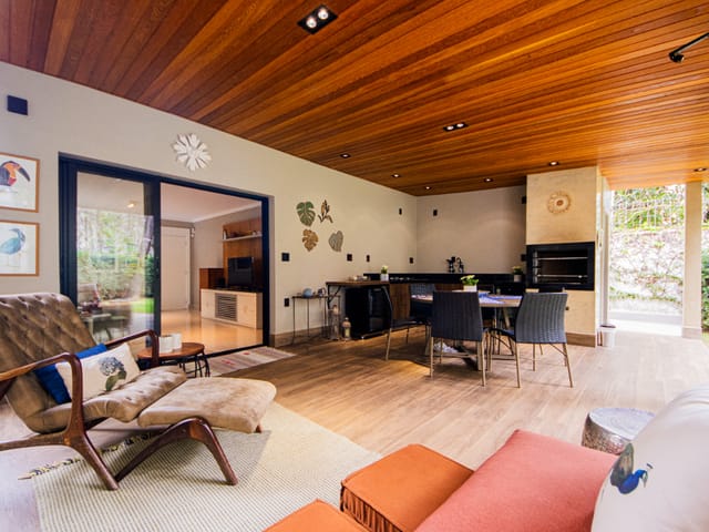 Foto do Casa - Casa tipo para venda em Pinheiros com 4 quartos, sendo 1 suíte, 289m² | Lares e Andares Imóveis